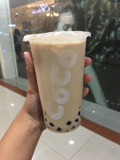 CRAVE on Twitter: "CoCo🥺 Sources: https://t.co/Uvx4TTWlVo https://t.co/msTJiJTjNc… " Coco Milk Tea, Bobo Tea, Korean Drinks, Vietnamese Dessert, Bubble Tea Boba, Youtube Content, Receding Gums, Quezon City, 16th Birthday Gifts