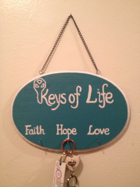 Hand-painted key holder Key Holder Quotes, Diy Key Hanger, Diy Key, Key Holders, Key Hanger, Faith Hope Love, Mural Art, Faith Hope, Wooden Jewelry