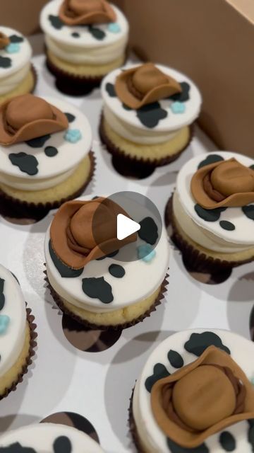 The Classic Cupcake on Instagram: "Baby shower cowboy inspo theme# cowboy" Cowboy Cupcake Ideas, Western Baby Shower Food Ideas, Cowboy Baby Shower Ideas, Western Cupcakes, Cowboy Baby Shower Cake, Cowboy Baby Shower Theme, Cowboy Cupcakes, Rodeo Birthday Parties, Bridal Shower Desserts