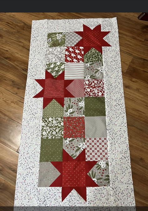 Christmas Quilt Table Topper, Christmas Table Toppers Quilted, Christmas Patchwork Table Runner, Quilted Christmas Table Runners Patterns, Christmas Quilted Table Runners Patterns, Farmhouse Christmas Table Runner, Christmas Quilted Table Runners, Holiday Table Runners, Christmas Place Mats