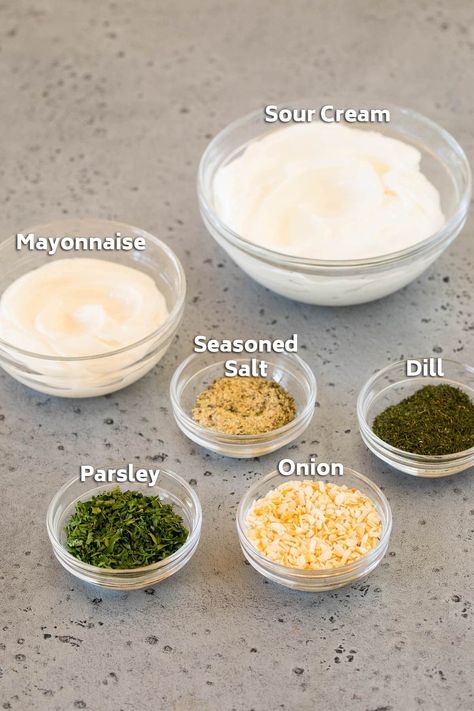 Creamy Dill Dip, Dill Dip Recipe Sour Cream, Easy Dill Dip, Homemade Dill Dip, Low Calorie Dill Dip, Dill Veggie Dip, Dill Vegetable Dip Recipe, Dip For Chips, Dill Dip Recipes