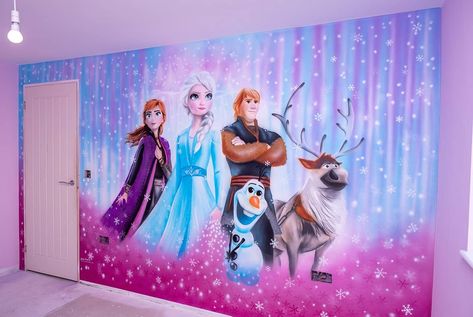 Frozen Mural, Elsa Bedroom, Frozen Painting, School Wall Decoration, Frozen Room, Pinterest Room, Mural Artist, Pinterest Room Decor, Play Room