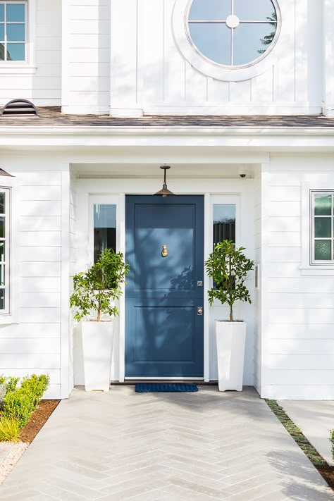 I like the small trees in the planter + circular window Exterior Door Colors, Best Front Doors, White Exterior Houses, Blue Front Door, Front Door Paint, Front Door Paint Colors, Door Paint, Door Paint Colors, Door Colors