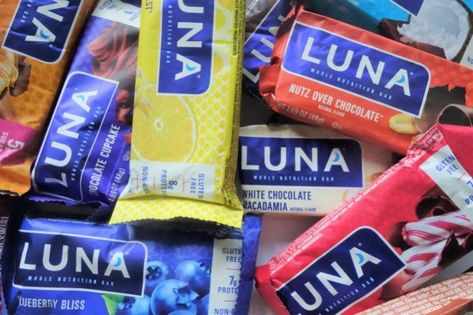 Luna Bar, Luna Bars, Winter Lips, Diy Dry Shampoo, Women Nutrition, Shampoo Recipe, Clif Bars, Lara Bars, Nutrition Bars