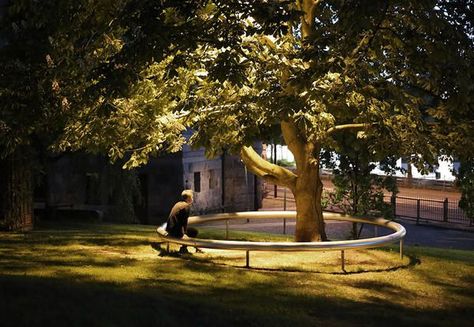 Why according to the Bouroullec brothers the perfect bench is a circle around a treeelledecoritalia Scandinavian Exterior Design, Bouroullec Design, Park Lighting, Urban Lighting, Urban Furniture, Battery Lights, Aarhus, Tree Lighting, Landscape Lighting