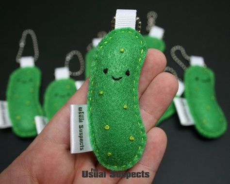 Felt Pickle, Turtle Patterns, Pickle Party, Sewing Practice, Christmas Pickle Ornament, Food Keychain, Pickle Ornament, Christmas Pickle, Felt Keychain