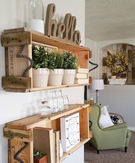 DIY wood crate wall shelves. Rustic farmhouse style home decor by Kari Crate Wall Shelves, Wood Crate Wall, Diy Wood Crate, Crate Wall, Wood Crate Shelves, Green House Design, Decorating Bookshelves, Crate Shelves, Farmhouse Shelves