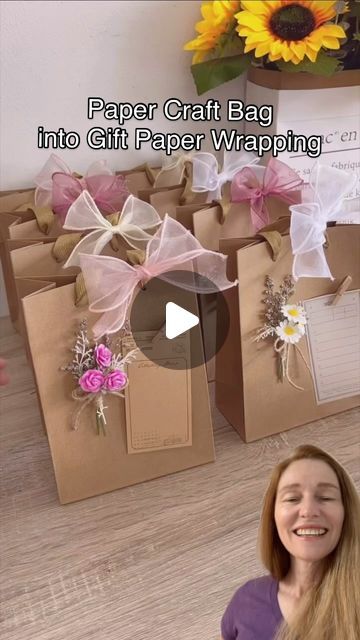 Thousands of Tips on Instagram: "Transform a simple paper bag into a stunning gift wrap! Add a touch of elegance with artificial flowers, leaves, and a personalized message card. It’s a creative and eco-friendly way to present your gifts. Let your imagination run wild and create unique and memorable packaging!  Credits:@little_house_packaging  #paperbagcraft #giftwrapping #diygifts #ecofriendlypackaging #handmadegifts #giftwrapideas #giftinspiration #giftpackaging #floralpackaging #papercraft #homedecor #diyhomedecor #craftproject #diyinspiration #craftlove #diyhome #homesweethome #crafttime #diyenthusiast #diyaddict #diylife #diymoms #diydads #diyhomeimprovement #diyhomedecorideas #diyhomeprojects" Diy Kraft Paper Bag, Decorating Gift Bags Ideas, Wrapping Paper Bags Diy, Paper Bag Wrapping Ideas, Paper Bag Packaging Ideas, Gift Bag Decorating Ideas, Creative Ways To Wrap Gifts, House Packaging, Diy Gift Bag