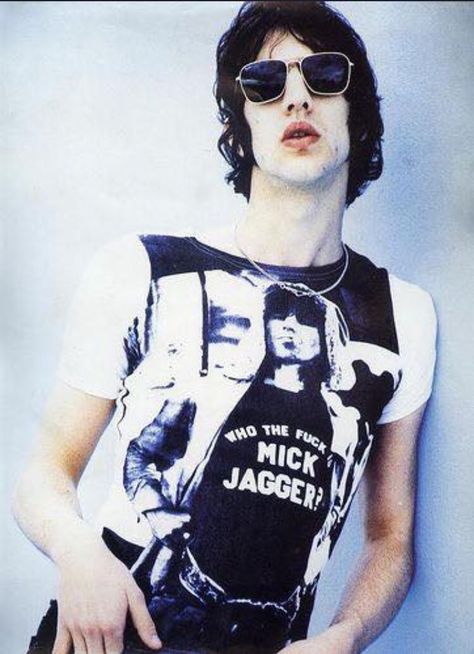 Richard Ashcroft Style, Richard Ashcroft 90s, Boston Life, Richard Ashcroft, Paul Weller, The Verve, Celebrity Skin, Uk Music, Noel Gallagher