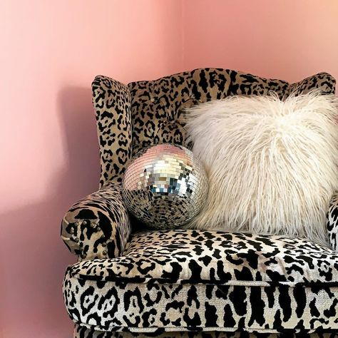 Fuzzy Chair, Leopard Chair, Fuzzy Pillows, Safari Decorations, Future Apartment Decor, Printed Chair, Pink Leopard Print, Dream Apartment, Dream Decor