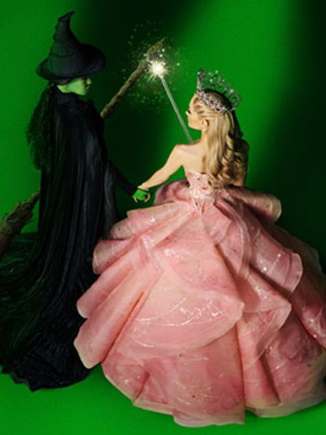 Cynthia Erivo, Ariana Grande, Wicked, Pink