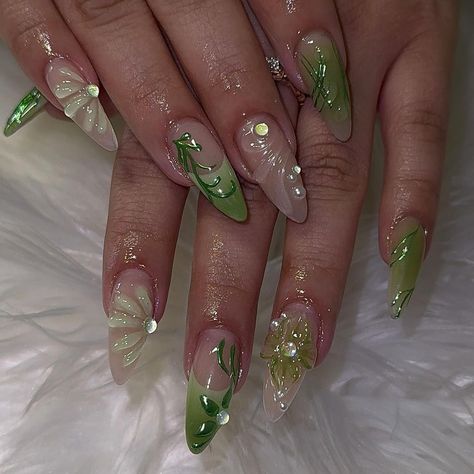 mariana ⋆ ୭ৎ ⋆｡˚ ⋆ | so earthy 🍃 inspo @shynebychelle @amys.clients #nails #nailinspo #naildesign #nailideas #chromenails #greennails #3dnailart #3dnails… | Instagram Green 3d Nail Art, Green Gel X Nail Designs, 3dnails Acrylics, Earthy Almond Nails, Green 3d Nails, Acrylic Nail Designs Green, Princess Tiana Nails, Almond Green Nails, 3 D Nails Designs