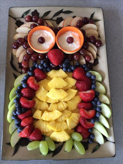 debdeb's version! Made this today Deer Themed Food Ideas, Woodland Themed Fruit Tray, Woodland Party Drinks, Fox Fruit Tray, Woodland Drink Ideas, Woodland Fruit Display, Owl Veggie Platter, Fruit Tray Animals, Owl Fruit Tray