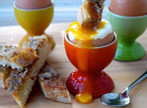 Dippy Eggs & Anchovy Butter Soldiers -- Brunch Eggs 4 Ways with Le Creuset : rachelphipps