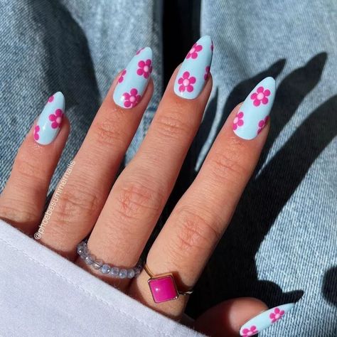 Short Natural Nails, Nails Round, Uñas Ideas, Stone Nail Art, Barbie Nails, Baby Blue Nails, Pretty Toe Nails, Easy Nails, New Nails