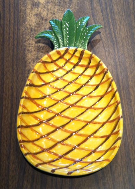 Pineapple Serving Dish | Paint Your Own Pottery | Paint Your Pot | Cary, North Carolina Pineapple Ceramics Ideas, Pineapple Pottery, Pottery Painting Studio, Paint Your Own Pottery Ideas, Banana Painting, Ceramic Painting Ideas, Cary North Carolina, Slab Ceramics, Handmade Ceramic Planters