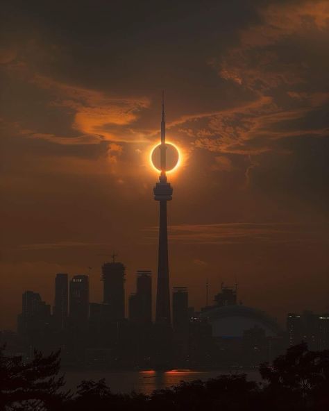 L’éclipse solaire vue du Canada hier, juste whaou 🌞🌚 . . . . . #eclipse #eclipsesolaire #sun #moon #photo #photography #picture #canada #actu #news #actualité Solar Eclipse Photography, Eclipse Photography, Moon Photo, Magical Light, Eclipse Solar, Moon Eclipse, Total Solar Eclipse, April 2024, Solar Eclipse