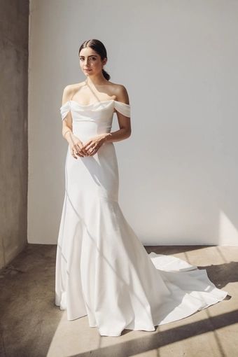 Jenny Yoo Bridesmaid, Wedding Dress Gallery, Chic Brides, Exquisite Gowns, Dress Gallery, Melbourne Wedding, Jenny Yoo, Shop Wedding, Bridesmaid Gown