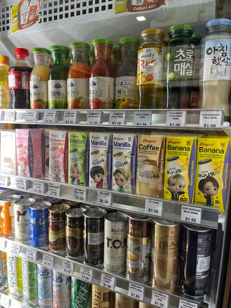 Korean Store Food, Korean Convenience Store Drinks, Korean Convenience Store Aesthetic, Convienence Store, Korean Convenience Store Food, Convince Store, Plum Drink, Korean Convenience Store, Milk Banana