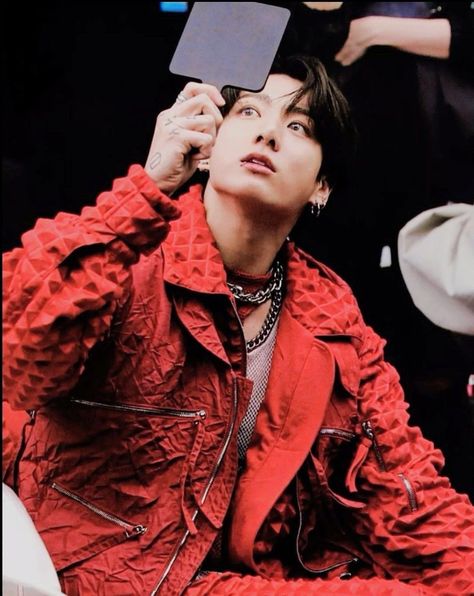 Jungkook Red, Jungkook Pfp, Jungkook 2018, Bf Video, Intp, Jung Kook, Foto Jungkook, Bts Bangtan Boy, Bts Photo