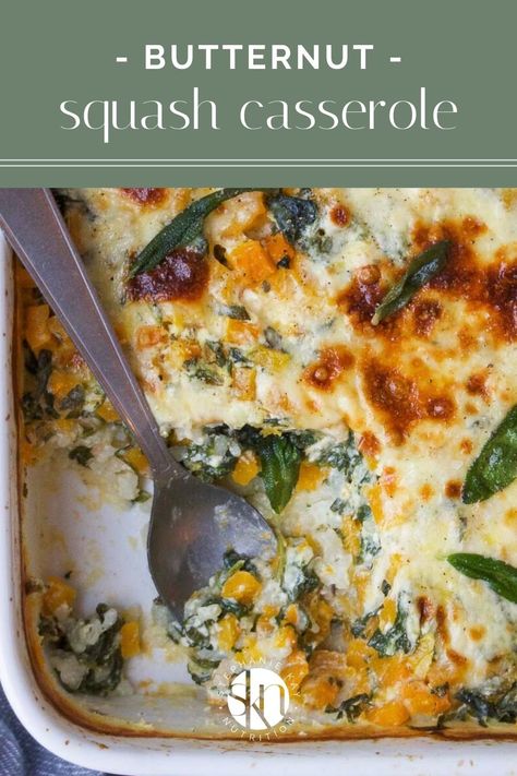 This healthy butternut squash casserole is filled with rice, ricotta cheese, and spinach to create a baked risotto-inspired vegetarian meal. Kay Nutrition, Casserole Vegetarian, Butternut Squash Casserole, Healthy Butternut Squash, Vegetarian Main Course, Squash Casserole, Butternut Squash Recipes, Vegetarian Meal, Squash Recipes