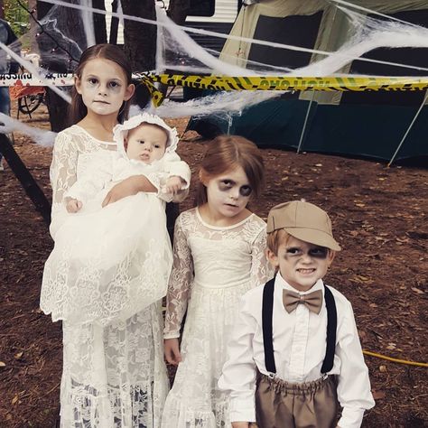 #kids #costumes #group #family #halloween #victorian #ghost Family Ghost Costume, Ghost Family Costume, Victorian Ghost Costume, Victorian Boy Costume, Ghost Costume Kids, Halloween Victorian, Victorian Ghost, Sibling Costume, Victorian Boy