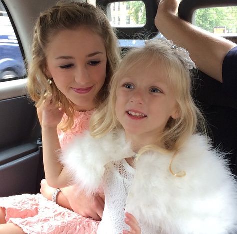 Chloe with Clara Dance Moms Friendship, Baby Chloe Lukasiak, Chloe Lusiak, Clara Lukasiak, Christi Lukasiak, Dance Moms Chloe Lukasiak, Dance Moms Chloe, Dance Moms Season, Baby Chloe