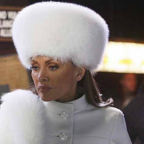 vanessa williams as wilhelmina slater in ugly betty (2006-2010) Slater Aesthetic, Wilhelmina Slater, Mink Coats, Baker Man, Wife Aesthetic, Ugly Betty, Soft Dramatic, Vanessa Williams, Celeb Fashion