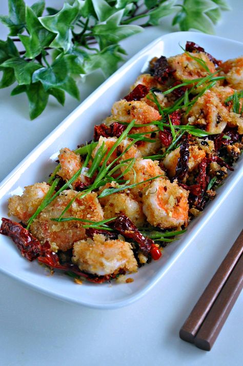 Prawns Appetizers, Chinese Shrimp, Asian Seafood, Prawns Recipe, Chilli Prawns, Prawn Dishes, Garlic Prawns, Food Seafood, Prawn Recipes