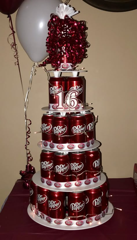 Dr Pepper Cake, Sweet Sixteen Birthday Party Ideas, Birthday Cakes For Teens, Cute Birthday Ideas, Sweet Sixteen Birthday, 14th Birthday, Cute Birthday Cakes, Cool Birthday Cakes, 17th Birthday