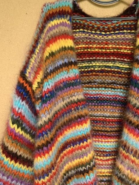 Multicolor Cardigan, Striped Knitwear, Moda Hippie, Soft Knit Cardigan, Oversized Vest, Yarn Hats, Knit Stockings, Mohair Knit, Stocking Pattern