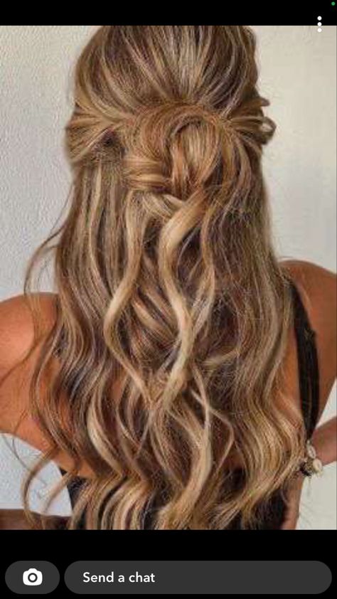 Grad Hairstyles, Gorgeous Wedding Hairstyles, Formal Hairstyles For Long Hair, Wedding Readings, Simple Prom Hair, Ball Hairstyles, Hoco Hairstyles, Graduation Hairstyles, Dance Hairstyles