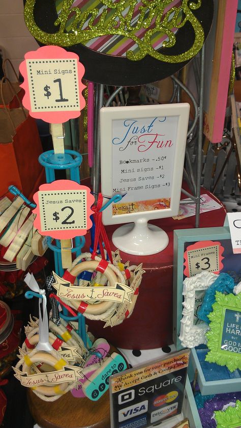 Frugal craft fair display idea - use old mug holders painted a pretty color for hanging items - glue price tags to clothes pins for eye catching prices. Price Tag Display Ideas, Diy Price Signs Display Ideas, Pricing Signage, Price Signs Display Ideas, Price Display Ideas, Vendor Signage, Price List Display, Pottery Sale, Signage Ideas