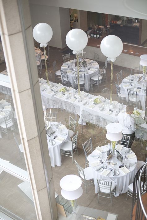 White Party Theme Ideas, All White Party Ideas, White Party Ideas, 45 Birthday, White Party Theme, Party Theme Ideas, White Bridal Shower, All White Party, White Balloons