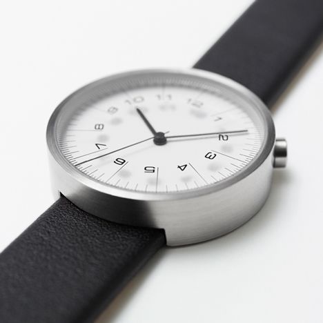 Japanese studio Nendo has launched the first design from a collection of minimal watches with graphics taken from draftsmen's tools. Nendo Design, Minimal Watch, Design Japonais, Minimalist Watch, Watch Collection, Apparel Design, Cool Watches, Watch Design, Luxury Watches