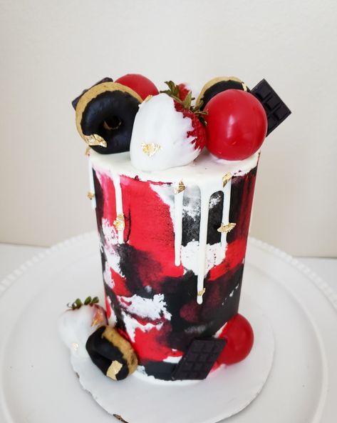 Red Black And White Birthday Cake, Red Black White Cake, Red Black And White Cake, Red And White Cake, Bae Birthday, Black White Cakes, Cake For Boyfriend, White Birthday Cakes, Red Cake