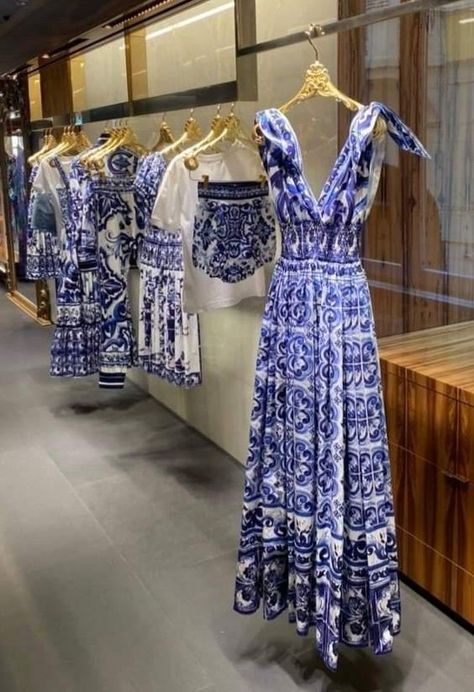 Mediterranean Party Outfit, Mediterranean Style Outfit, Southern Chic Outfits, Majolica Dress, Mediterranean Outfit, Mediterranean Dress, Mediterranean Fashion, Mediterranean Party, Blue Long Dress