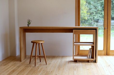 Desk Top Ideas, Wood Desk Design, Desk Build, Minimalist Wood Furniture, Timber Desk, Hardwood Desk, Modern Wood Desk, Japanese Desk, Desk System