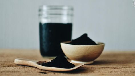 Four reasons to skip an activated charcoal 'detox' - CNN Radiation Detoxification, Activated Charcoal Recipes, What Is Activated Charcoal, Charcoal Benefits, Stomach Swelling, Activated Charcoal Benefits, Oil Pulling Benefits, Black Food Coloring, Radiation Exposure