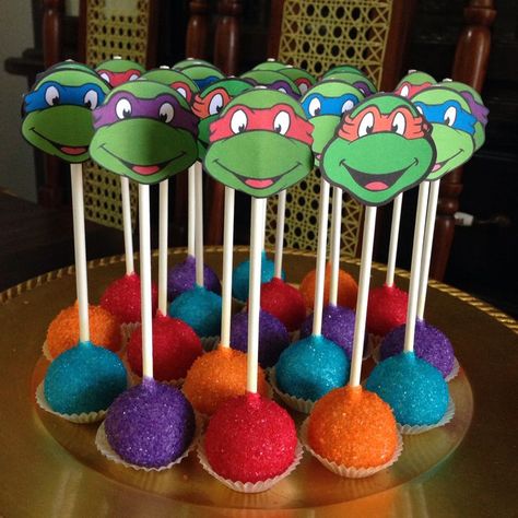 Teenage Mutant Ninja Turtle Cake Pops, Tmnt Cake Pops, Ninja Turtle Desserts, Turtle Cake Pops, Ninja Turtle Birthday Theme, Ninja Turtle Cake Pops, Ninja Turtles Birthday Party Ideas, Cake Pop Ideas, Ninja Turtle Birthday Cake