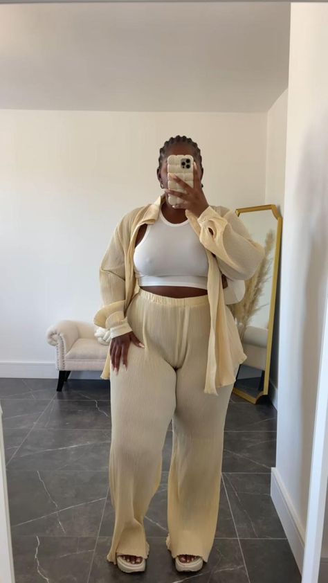 Wfh Fits, Vacay Fits, Jamaica Outfits, Holiday Outfits Summer, Plus Size Baddie Outfits, Cute Vacation Outfits, Midsize Fashion, Streetwear Essentials, Vacay Outfits