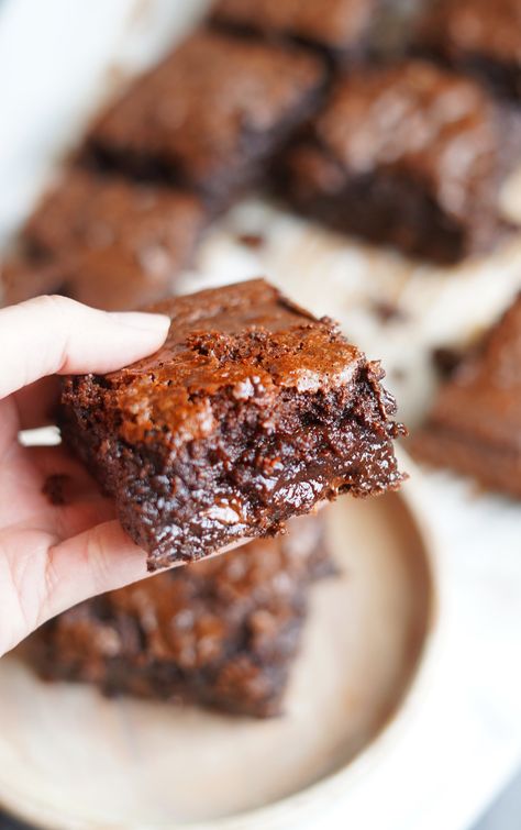 Chewy Mochi Brownies - Couple Eats Food Recipes Using Mochiko Flour, Mochi Brownies Recipe, Mochiko Flour Recipes, Mochi Brownie Recipe, Vegan Mochi, Mochi Brownies, Chocolate Cheesecake Bites, Butter Mochi, Rice Cake Recipes