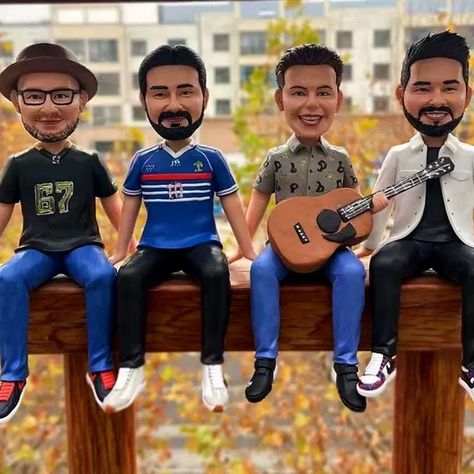 Personalized, hand-crafted bobbleheads that capture your unique personality or favorite moments. Perfect as memorable gifts or fun décor for any occasion! Make Your Own Bobblehead, Custom Bobblehead, Gift For Boss, Personalized Gifts For Kids, Desk Toys, Facial Features, Unique Collectibles, Gifts For Boss, Bobble Head