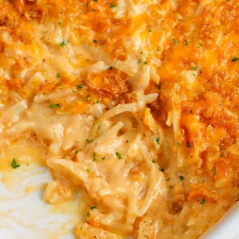 Potato Caserole, Shredded Potato Casserole, Company Potatoes, Cheesy Potatoes With Hashbrowns, Cheese Potato Casserole, Cheesy Potato Bake, Cheesy Hashbrown Casserole, Frozen Hashbrowns, Potatoes Easy