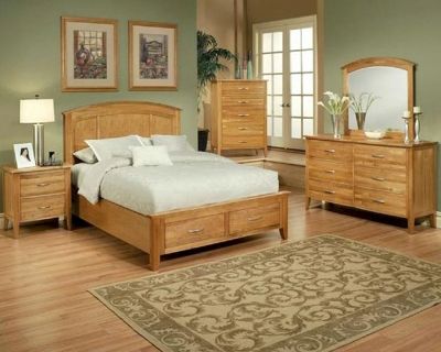 Green walls with orange wood Orange Wood Furniture, Light Oak Bedroom, Light Oak Bedroom Furniture, Oak Bedroom Furniture Sets, Solid Oak Bedroom Furniture, Italian Bedroom Furniture, Oak Bedroom Furniture, Wood Bedroom Furniture, Oak Bedroom