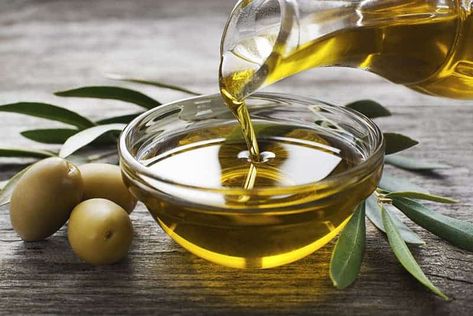 Extra Virgin Olive Oil | PaleoScaleo.com Trans Fats, Seasoning Cast Iron, Melt Belly Fat, Hdl Cholesterol, Ldl Cholesterol, Inflammatory Foods, Healthy Oils, Brain Food, Cooking Oil