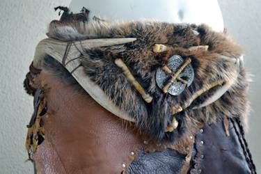 Barbarian Costume, Dystopia Rising, Viking Cosplay, Viking Costume, Larp Costume, Fantasy Costumes, Fantasy Armor, Leather Flowers, Medieval Fantasy