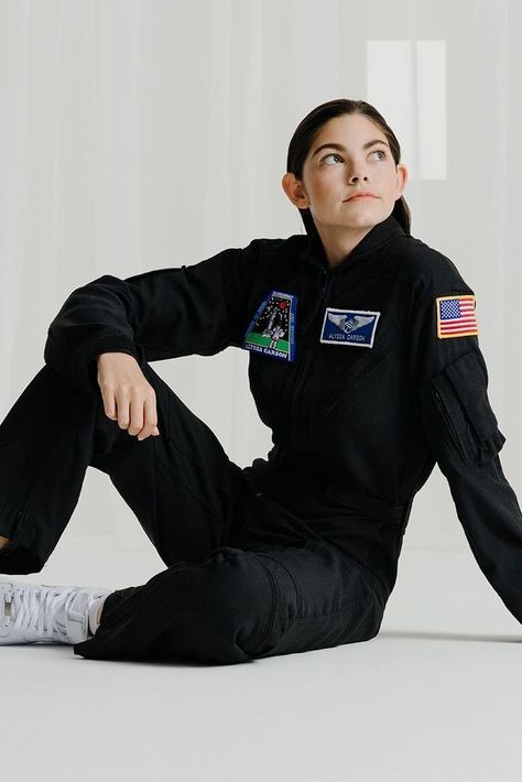 Astronaut Inspired Outfit, Alyssa Carson, Astronaut Outfit, Space Clothes, Mars Mission, Nasa Clothes, Netflix Shows, Space Outfit, Medical School Motivation