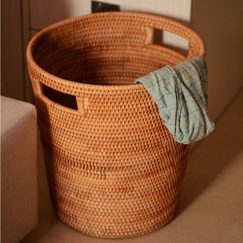 Rattan Laundry Basket, Cane Baskets, Girly Christmas Gifts, Basket Bathroom, Dirty Clothes Storage, Bathroom Baskets, Dirty Clothes Basket, Large Storage Baskets, Diy For Men