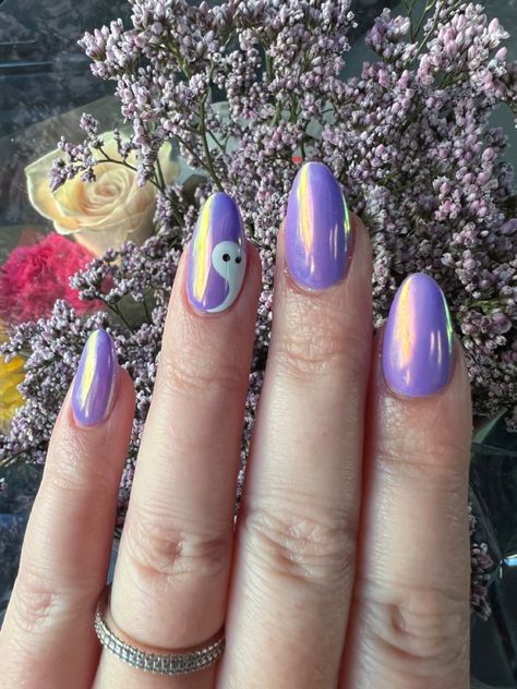 Coloured Nails, Halloween Nail Colors, Cute Ghost Pumpkin, Purple Chrome Nails, Halloween Nail Art Tutorial, Fun Halloween Nails, Nails Almond Shape, Halloween Nail Art Easy, Press On Nails Almond